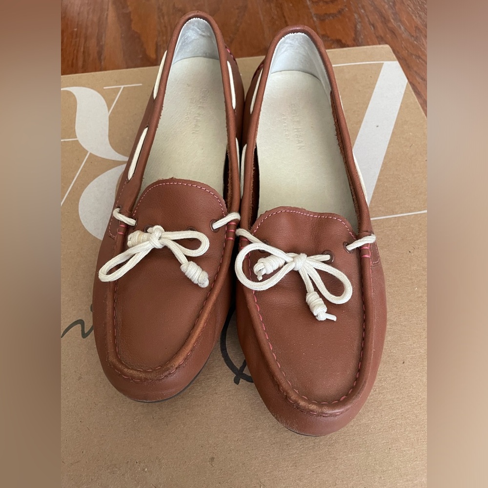 Cole Haan Grant Leather Driving Moccasin. Size 8.5